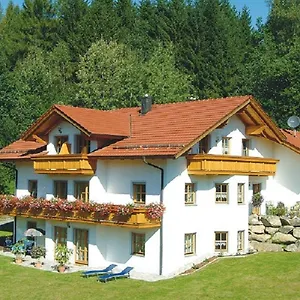 Reisinger Apartment